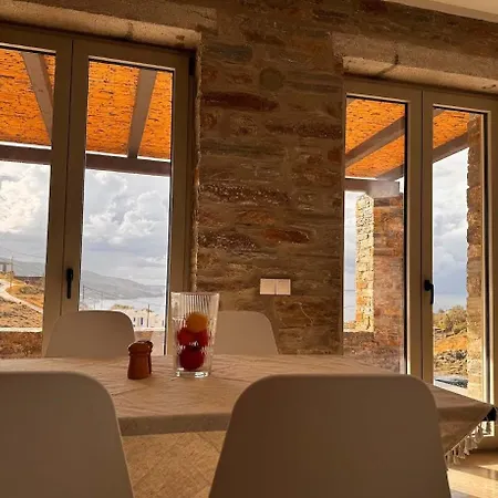 Experience Authentic Charm At Tzia Stone With A Modern Twist And Sea Views Apartmán Koundouros