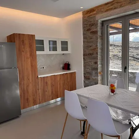 Experience Authentic Charm At Tzia Stone With A Modern Twist And Sea Views * Koundouros